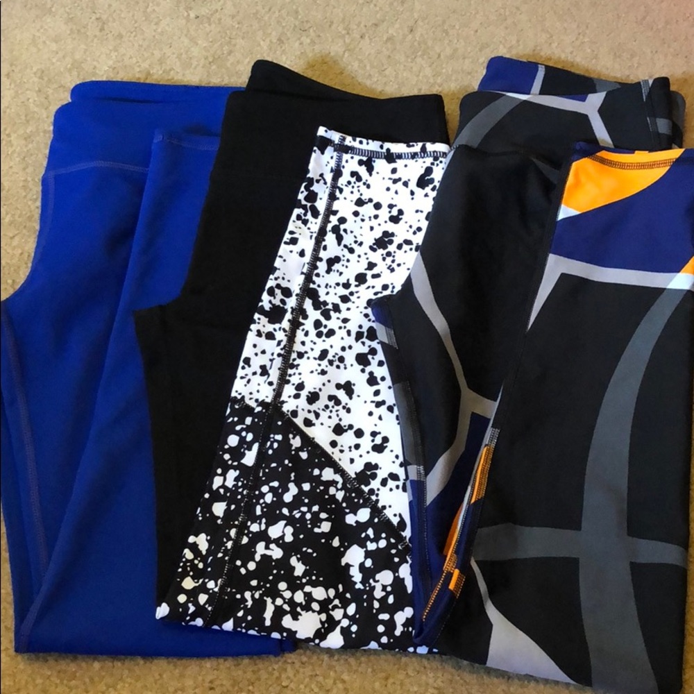 Set of 3 Fabletics leggings EUC